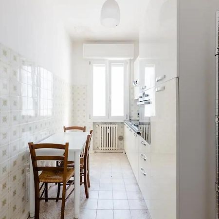 Spaziosa Matrimoniale Nel Centro Di Modena Daire Dış mekan fotoğraf